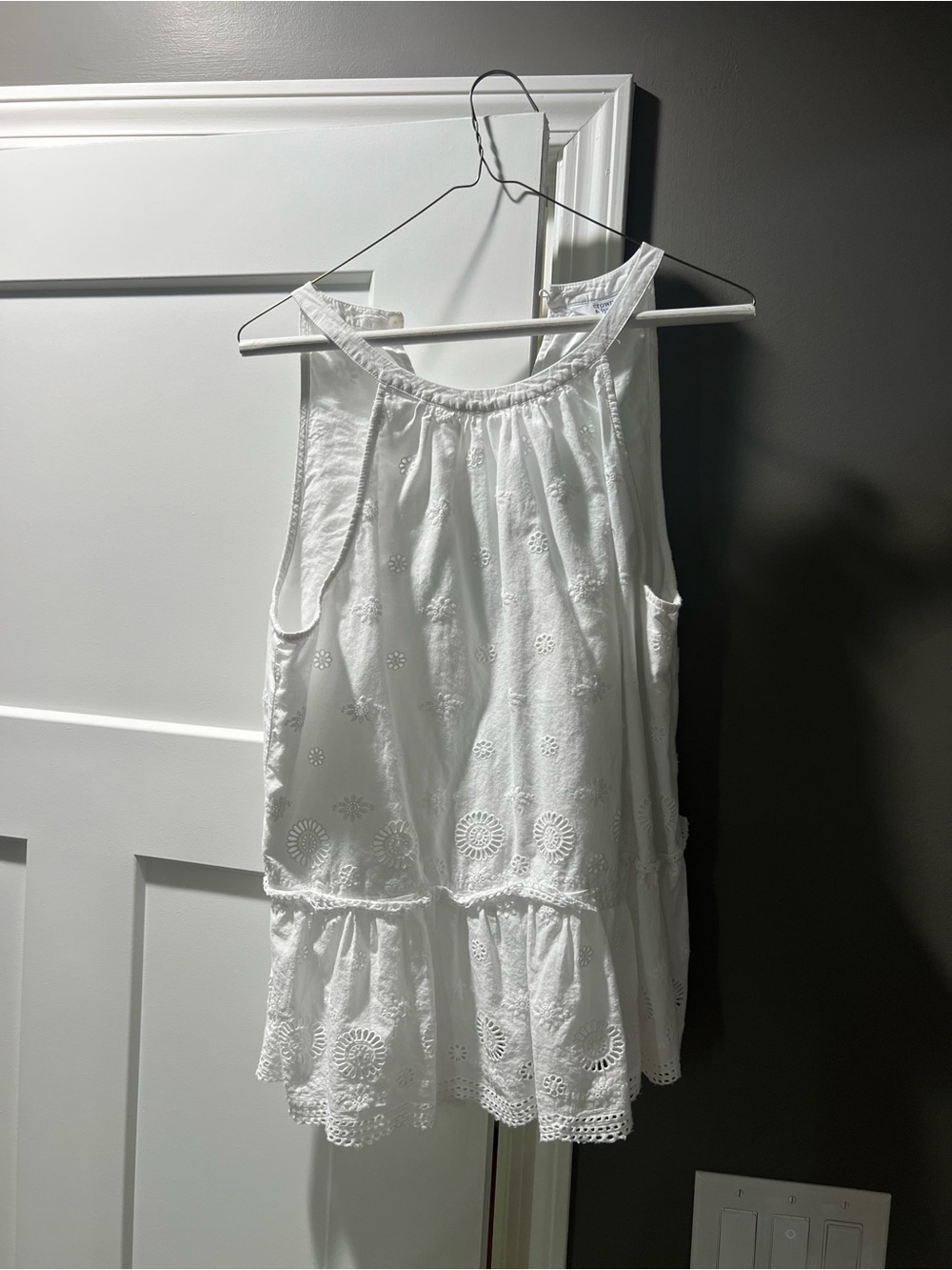 crown & ivy White Eyelet Ruffled Tank
